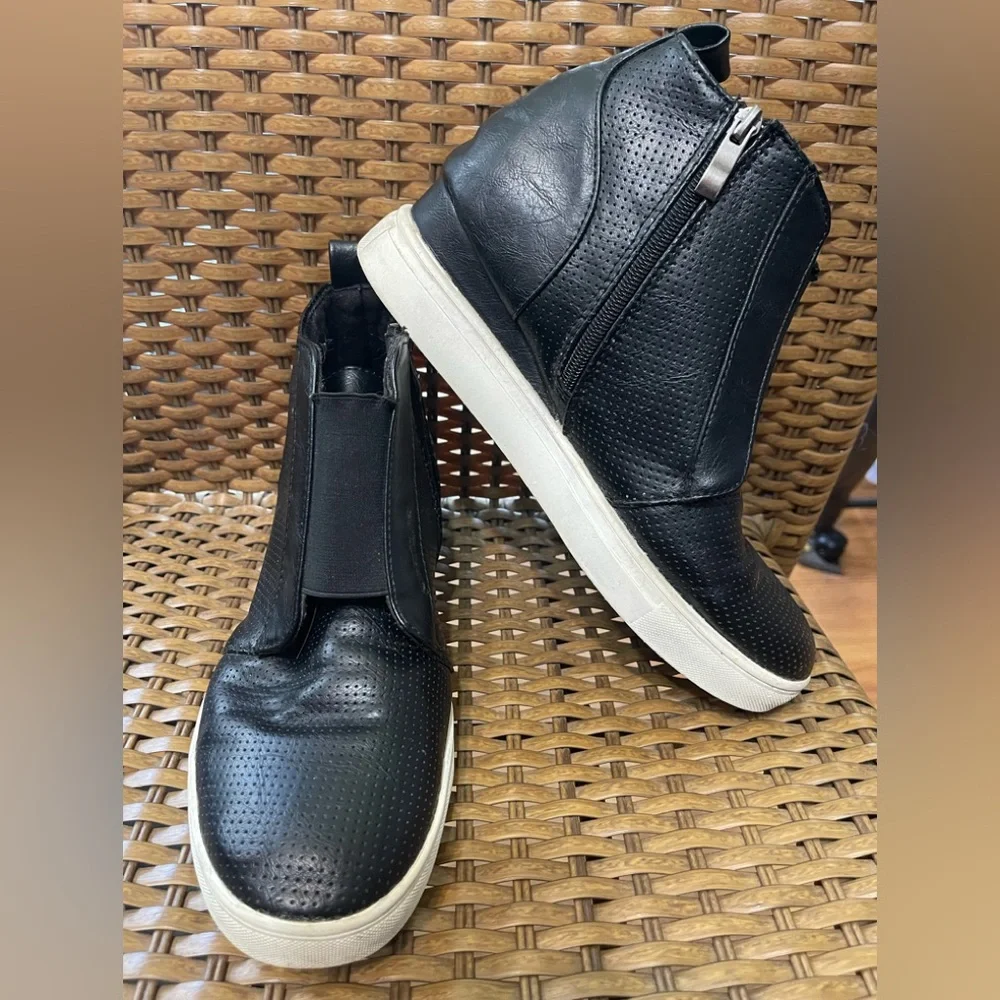 Elegant Black Perforated Women's Wedge Shoes